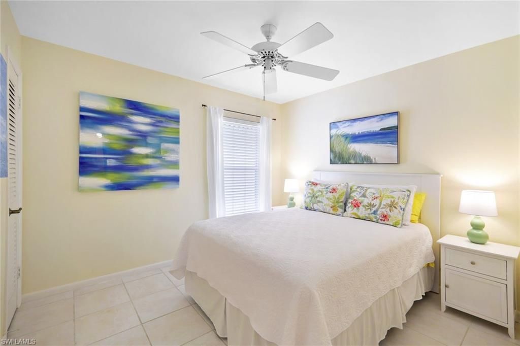 286 4th St S, Unit 203, Naples, FL 34102 Photo