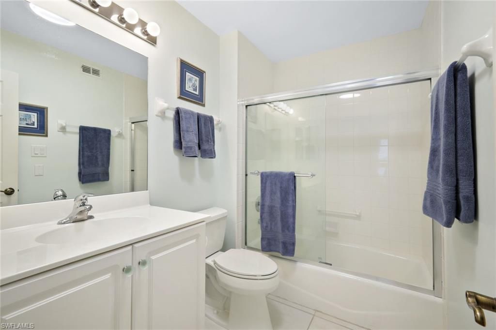 286 4th St S, Unit 203, Naples, FL 34102 Photo