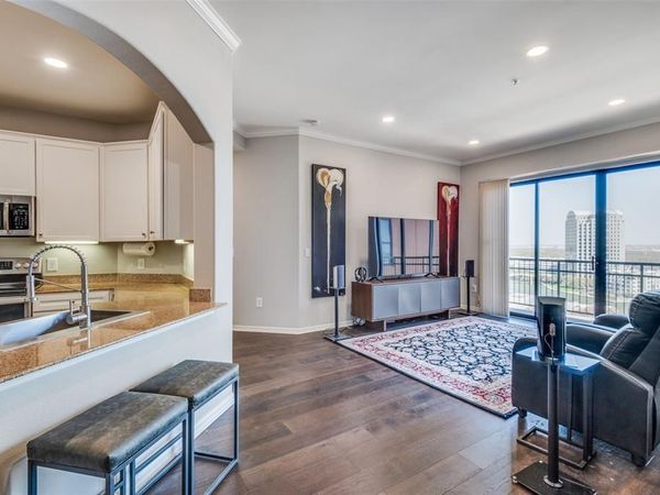 330 Las Colinas Boulevard E, Unit 1424, Irving, TX 75039