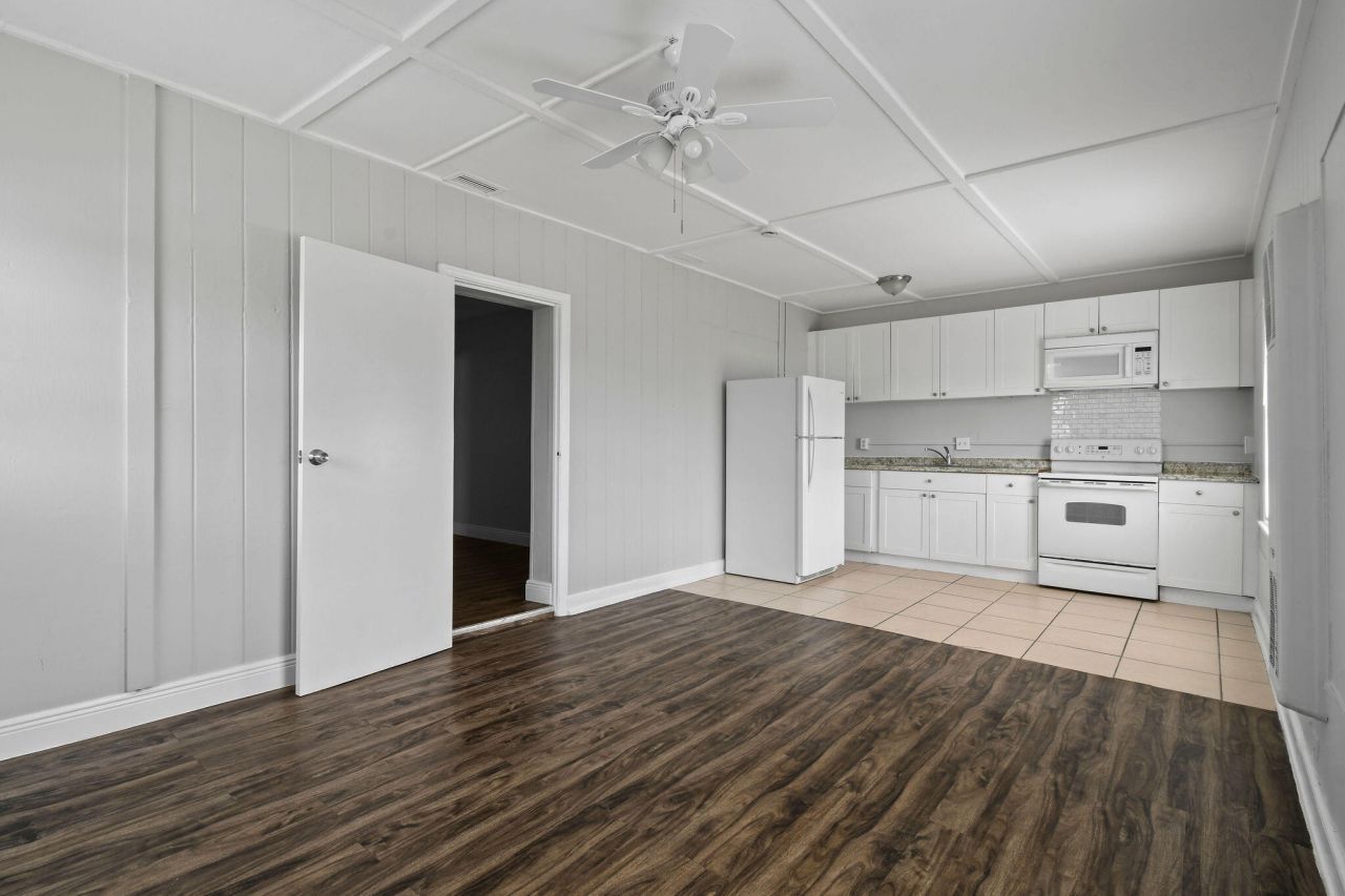 652 Bayberry Drive, Lake Park, FL 33403 Photo