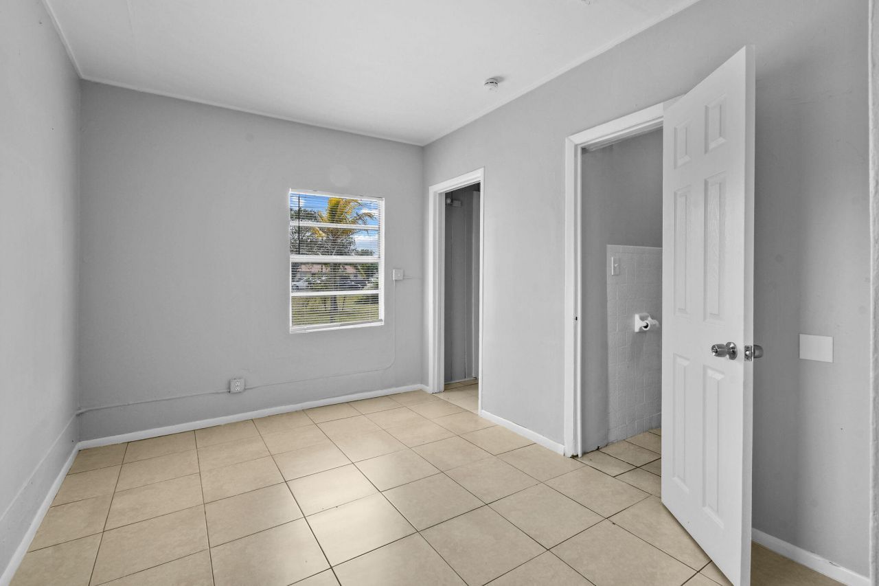 652 Bayberry Drive, Lake Park, FL 33403 Photo