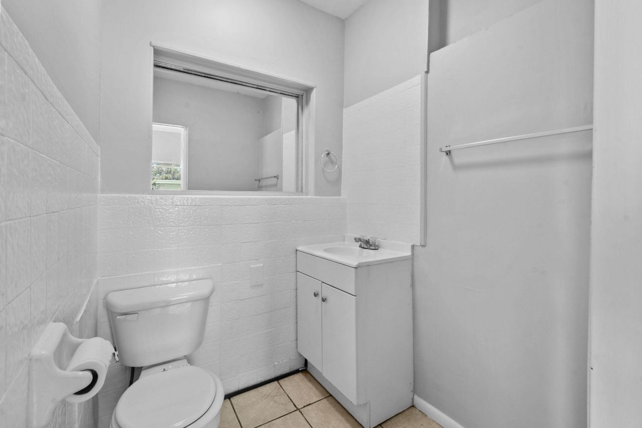 652 Bayberry Drive, Lake Park, FL 33403 Photo