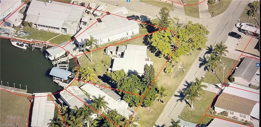 2375 York Rd, Saint James City, FL 33956 Photo