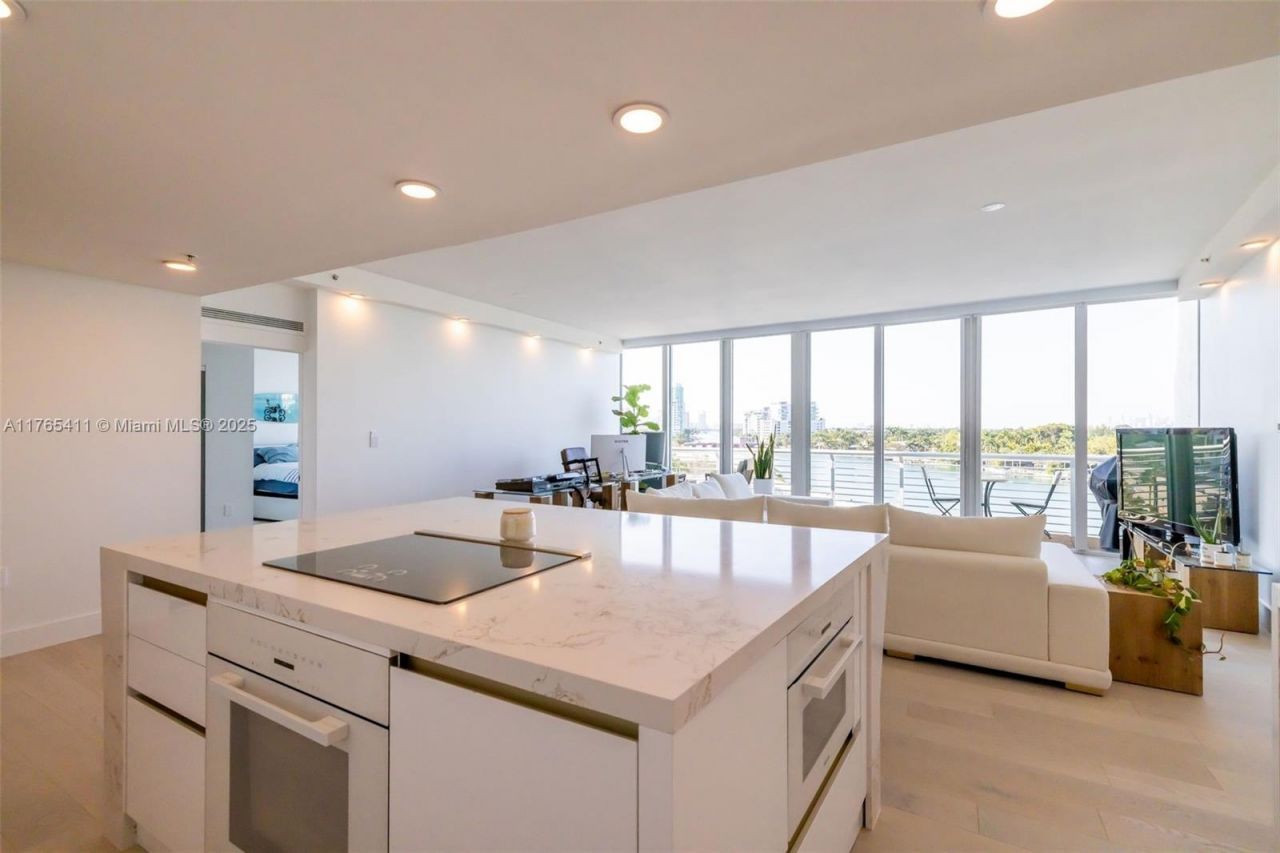 6580 Indian Creek Dr, Unit 603, Miami Beach, FL 33141 Photo