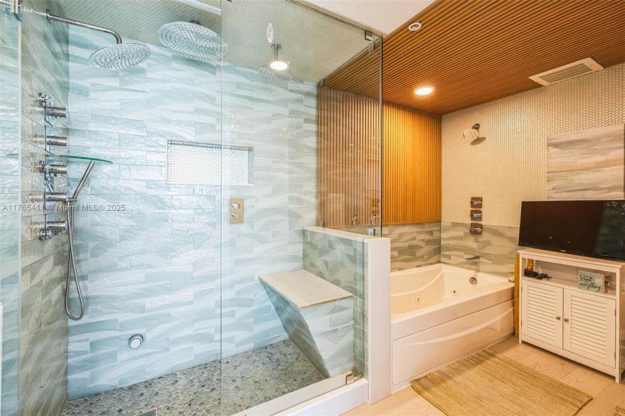 6580 Indian Creek Dr, Unit 603, Miami Beach, FL 33141 Photo