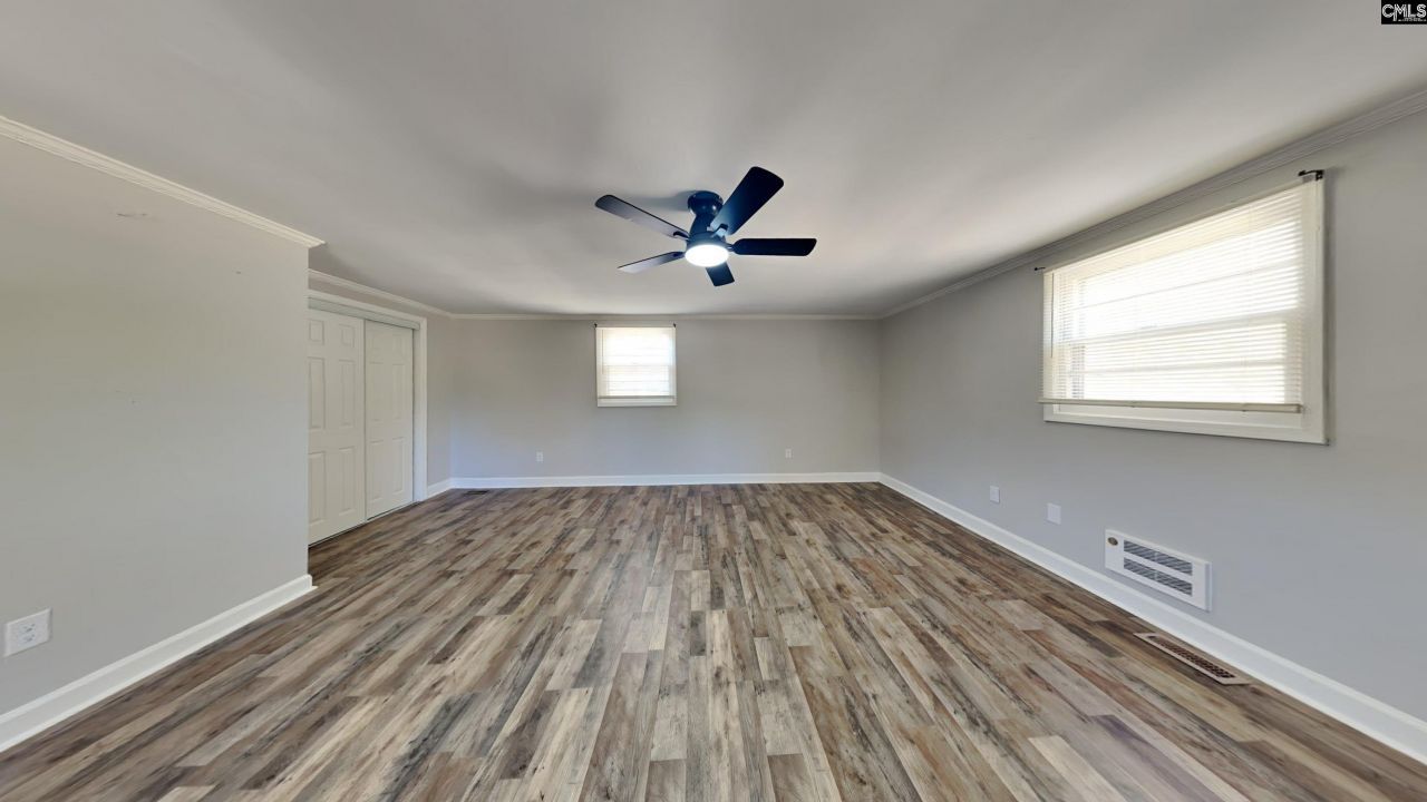 70 Lemmon Street Photo 8