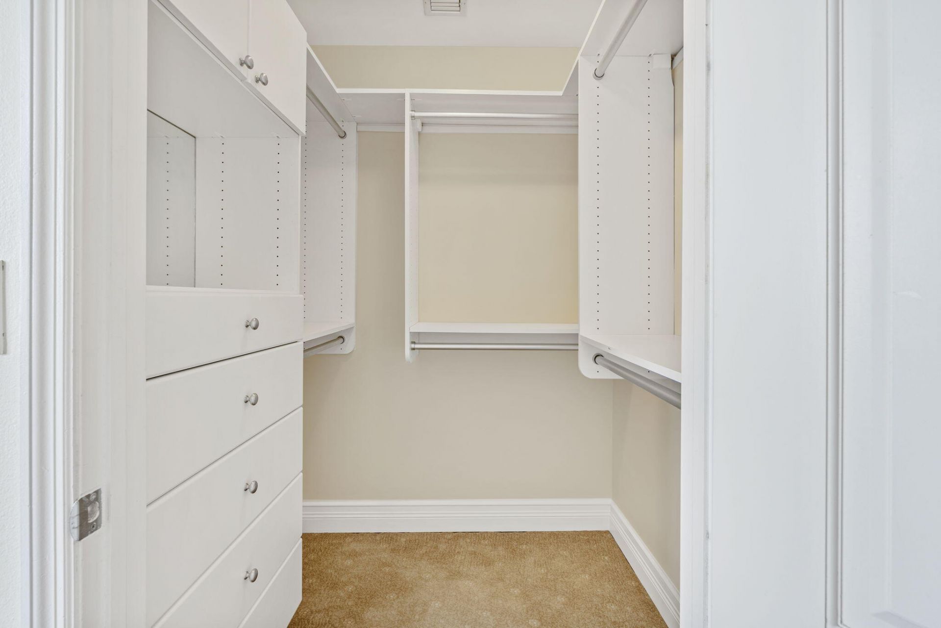 201 S Narcissus Avenue, Unit 605, West Palm Beach, FL 33401 Photo