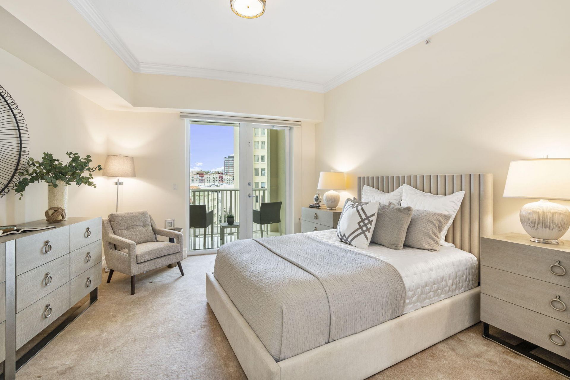 201 S Narcissus Avenue, Unit 605, West Palm Beach, FL 33401 Photo