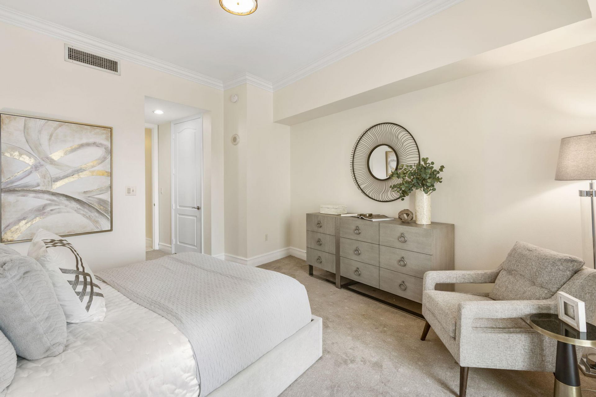 201 S Narcissus Avenue, Unit 605, West Palm Beach, FL 33401 Photo