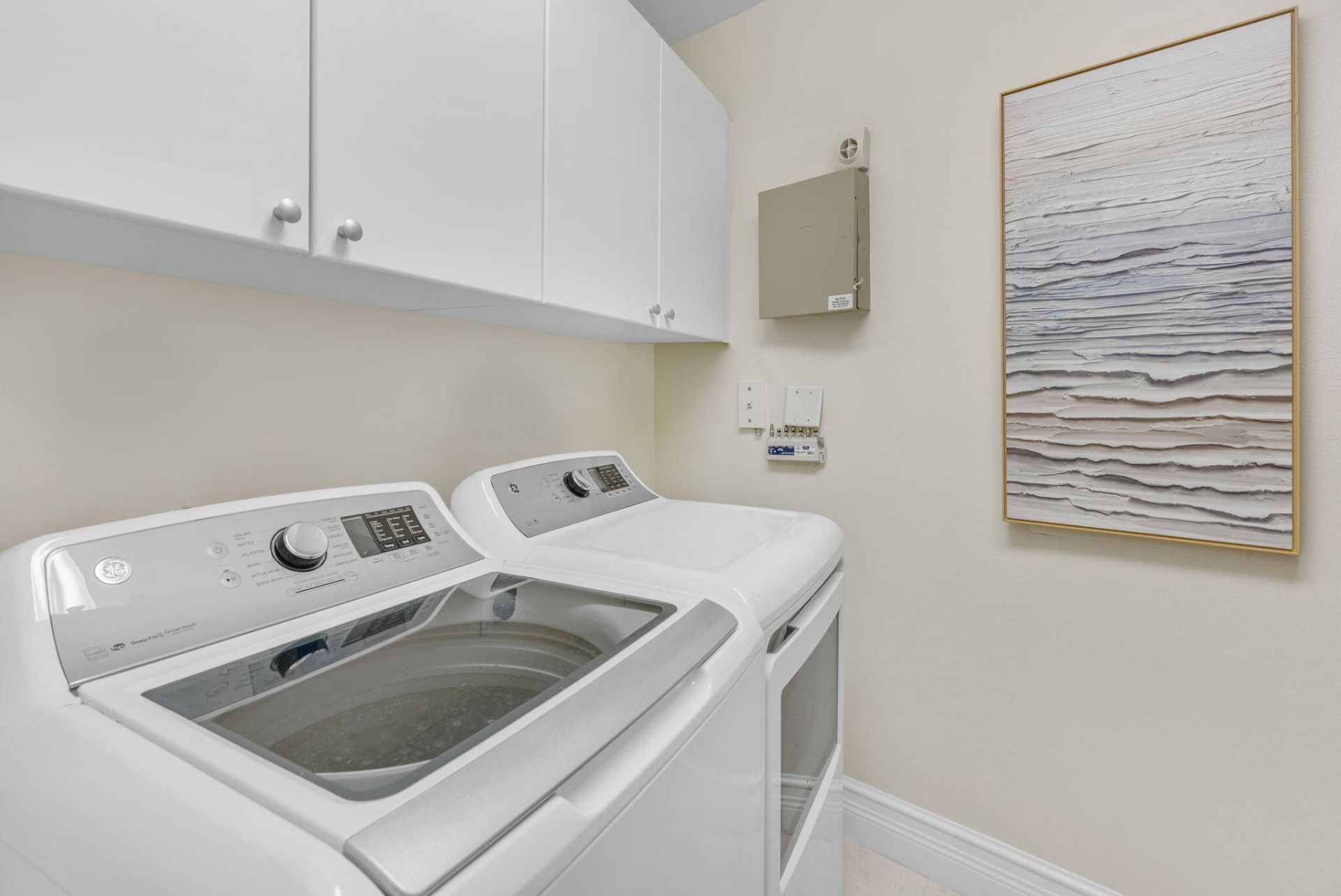 201 S Narcissus Avenue, Unit 605, West Palm Beach, FL 33401 Photo