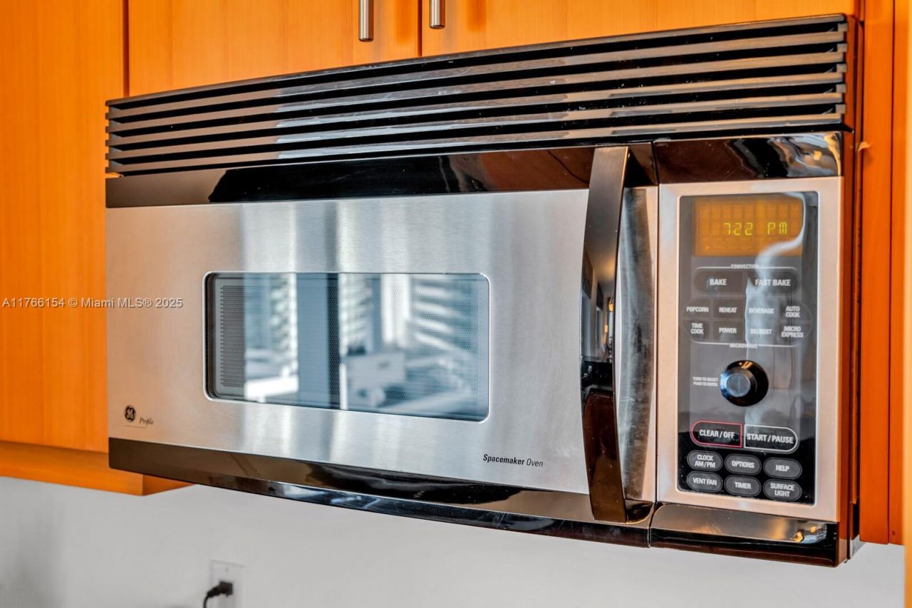 1435 Brickell Ave, Unit 3607, Miami, FL 33131 Photo