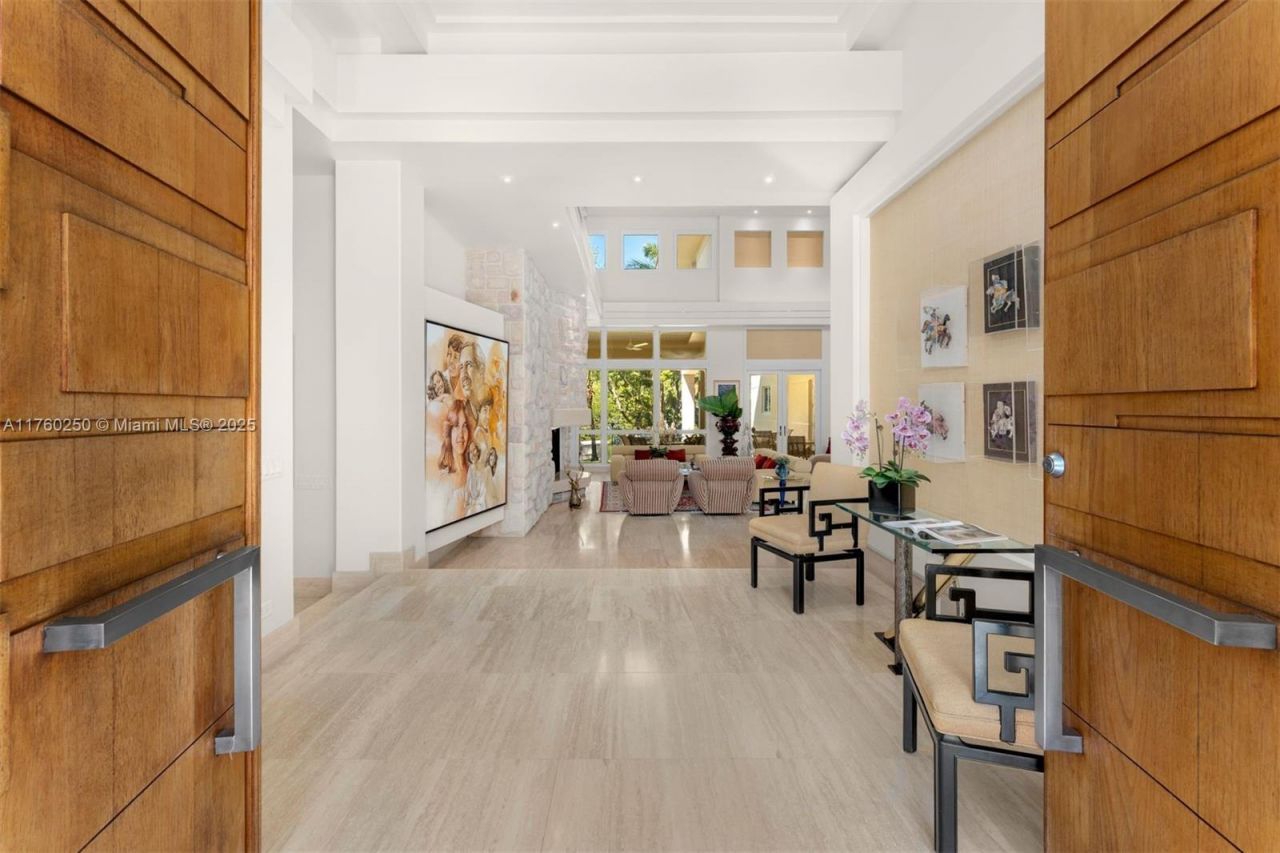 665 Leucadendra Dr, Coral Gables, FL 33156 Photo