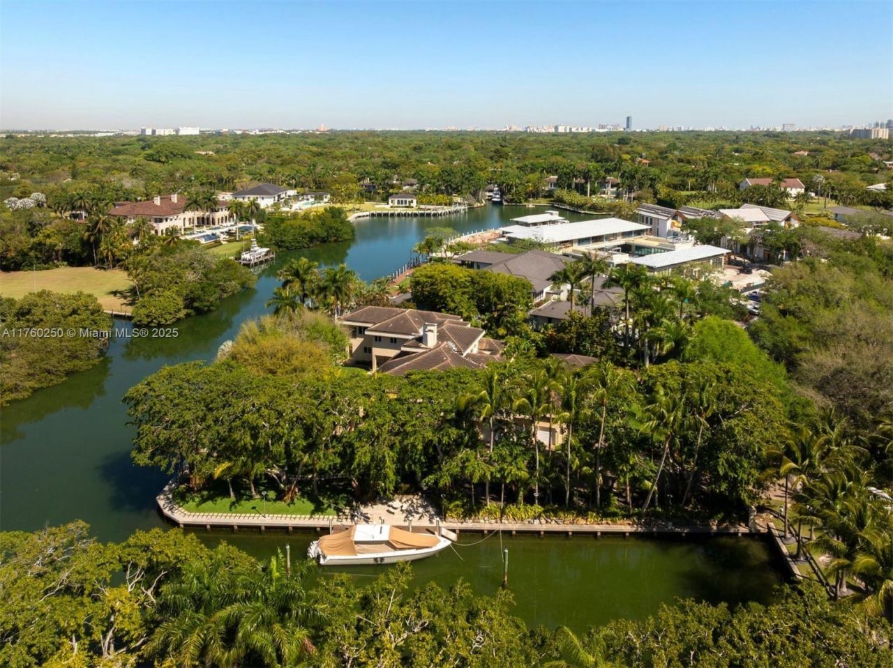 665 Leucadendra Dr, Coral Gables, FL 33156 Photo