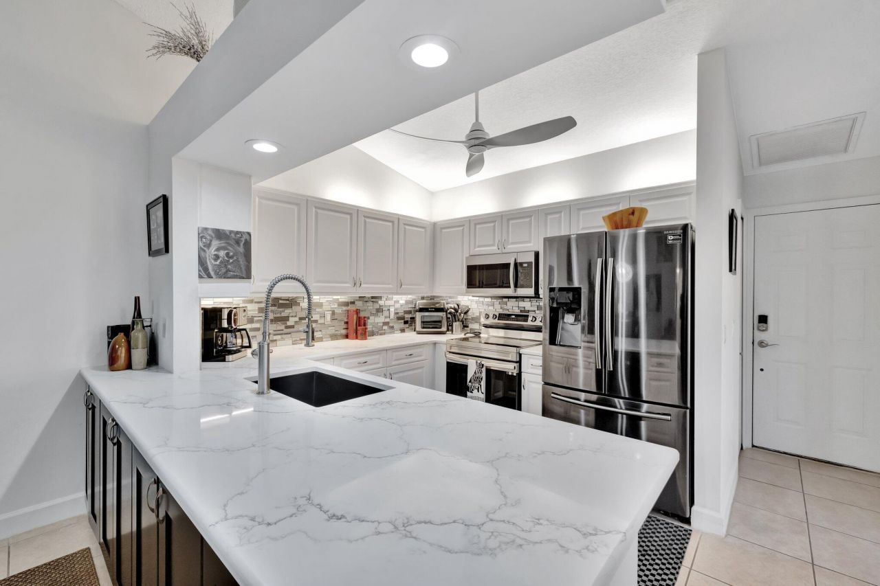 209 River Walk, Hutchinson Island, FL 34949 Photo