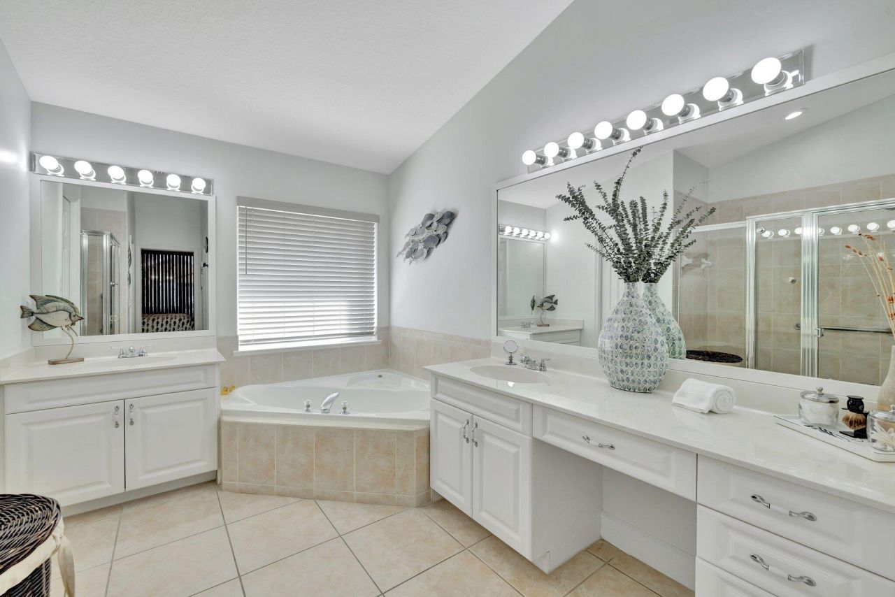 209 River Walk, Hutchinson Island, FL 34949 Photo