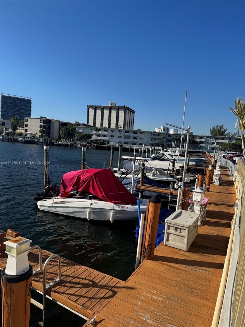 100 Golden Isles Dr, Unit 1014, Hallandale Beach, FL 33009 Photo