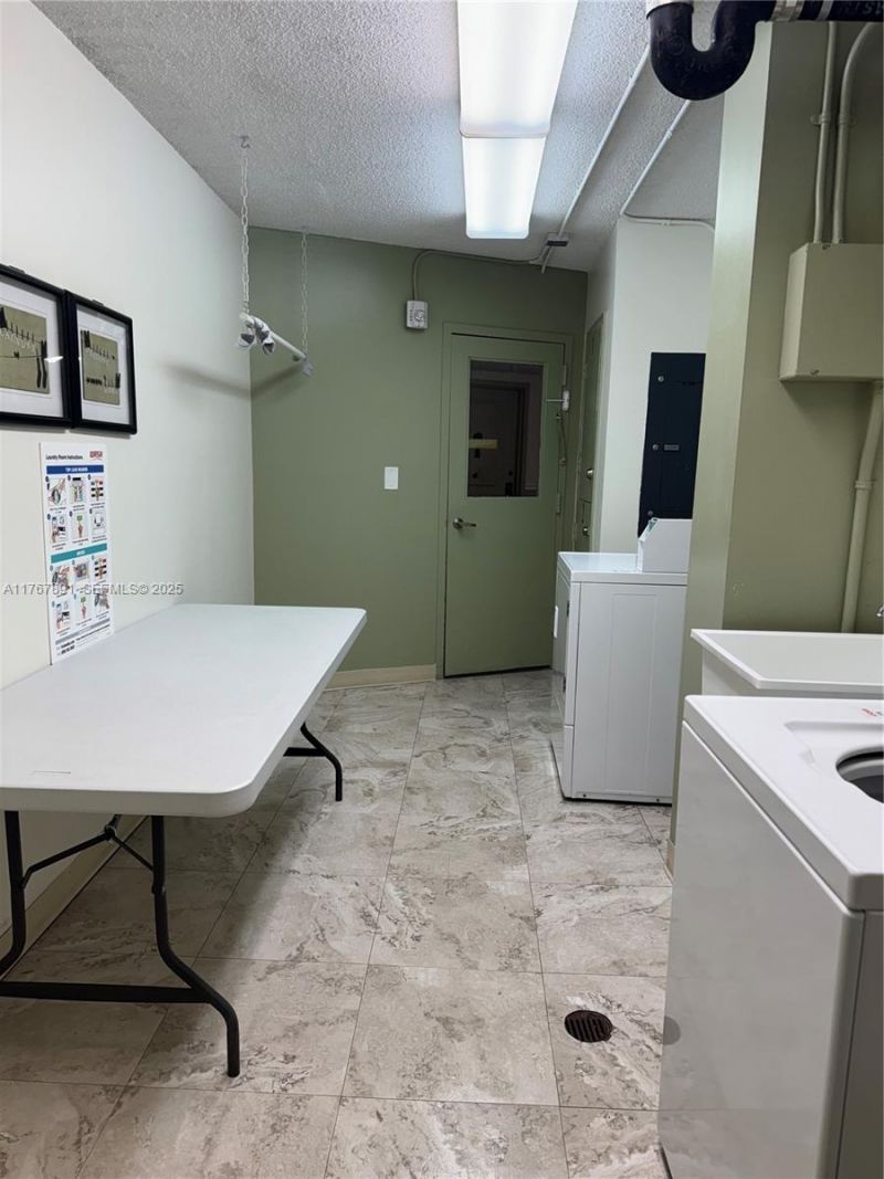 100 Golden Isles Dr, Unit 1014, Hallandale Beach, FL 33009 Photo