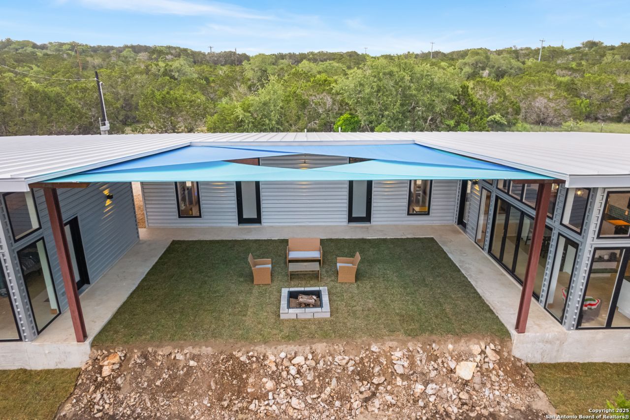 320 County Road 2722, Mico, TX 78056 Main Photo