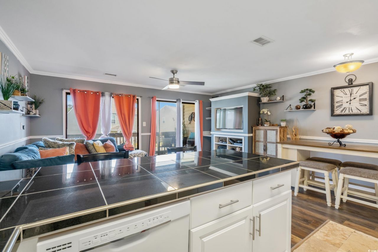 510 Fairwood Lakes Dr. Photo 10