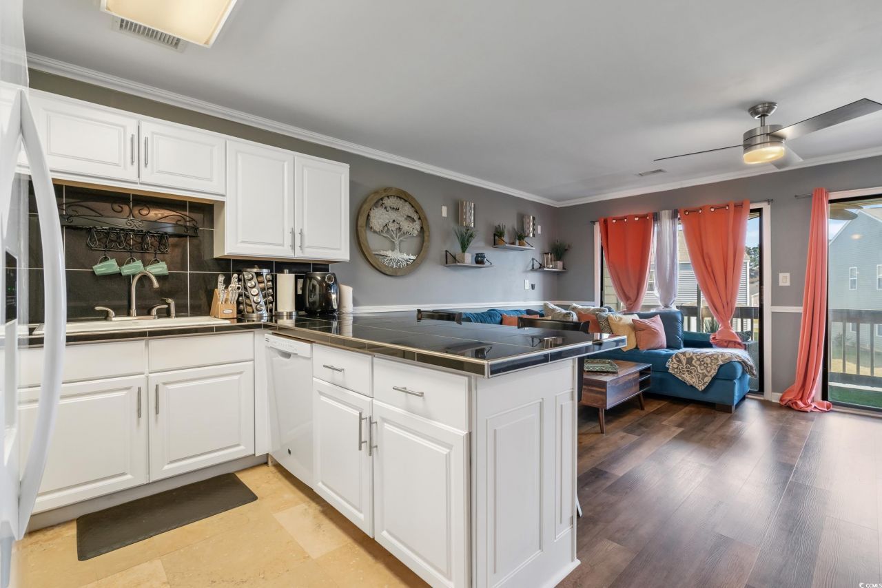 510 Fairwood Lakes Dr. Photo 5