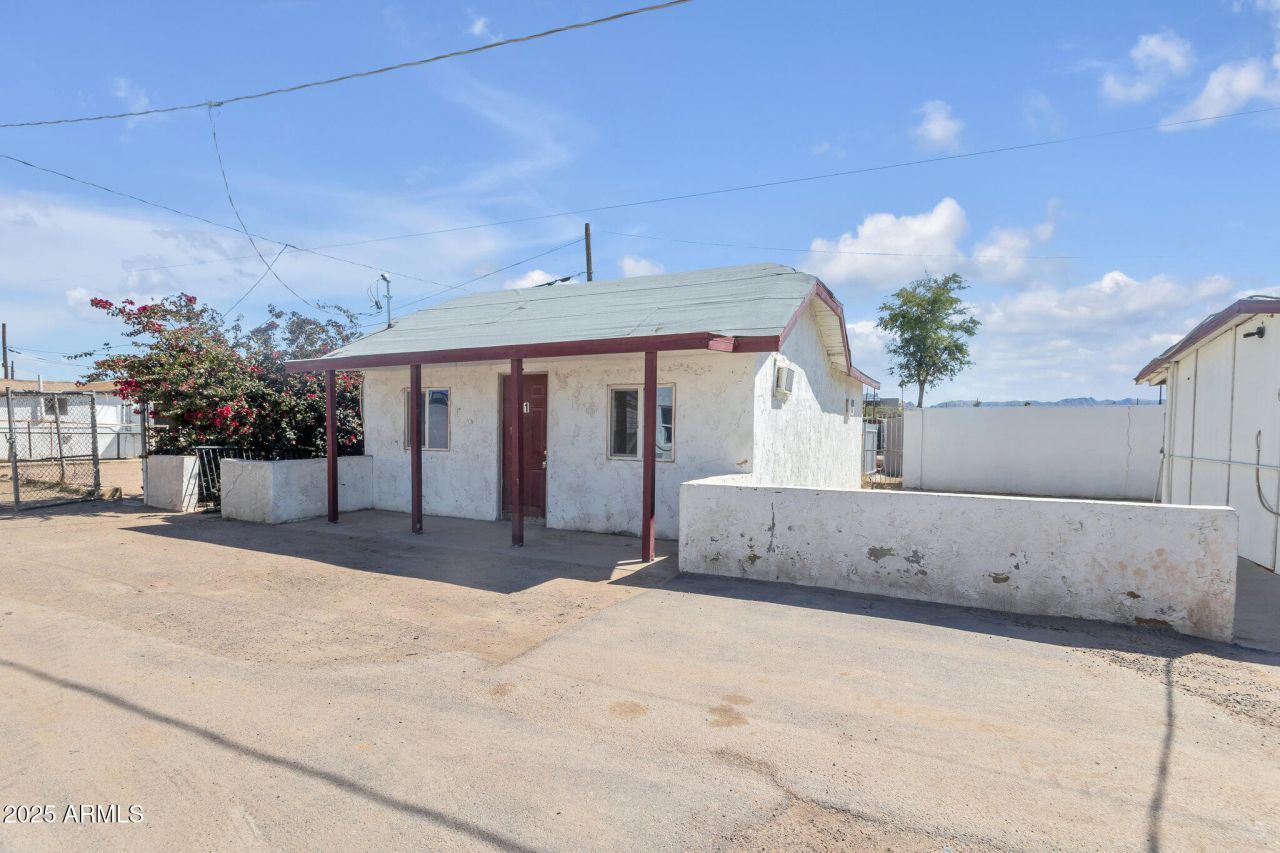 313 W Jones Avenue, Phoenix, AZ 85041 Main Photo