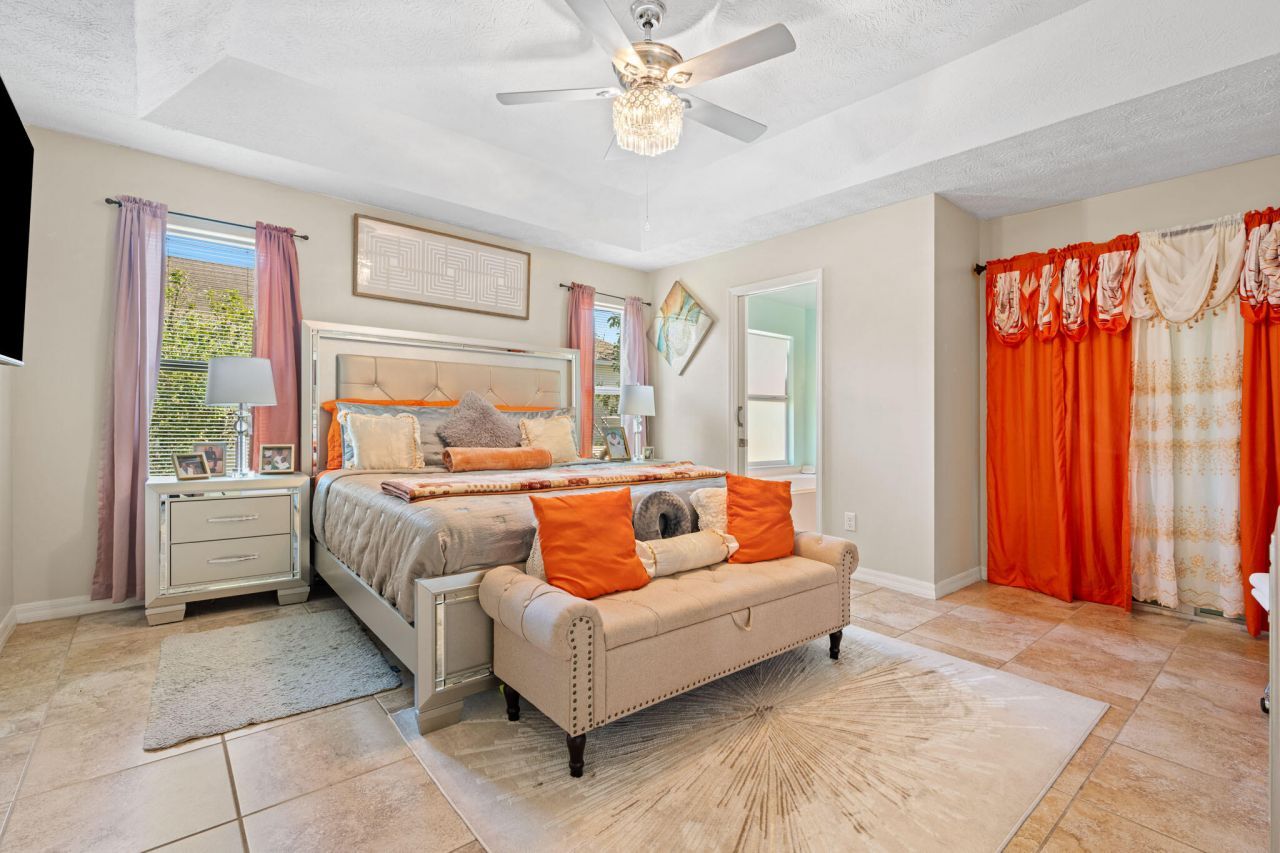 932 SE Damask Avenue, Port Saint Lucie, FL 34983 Photo