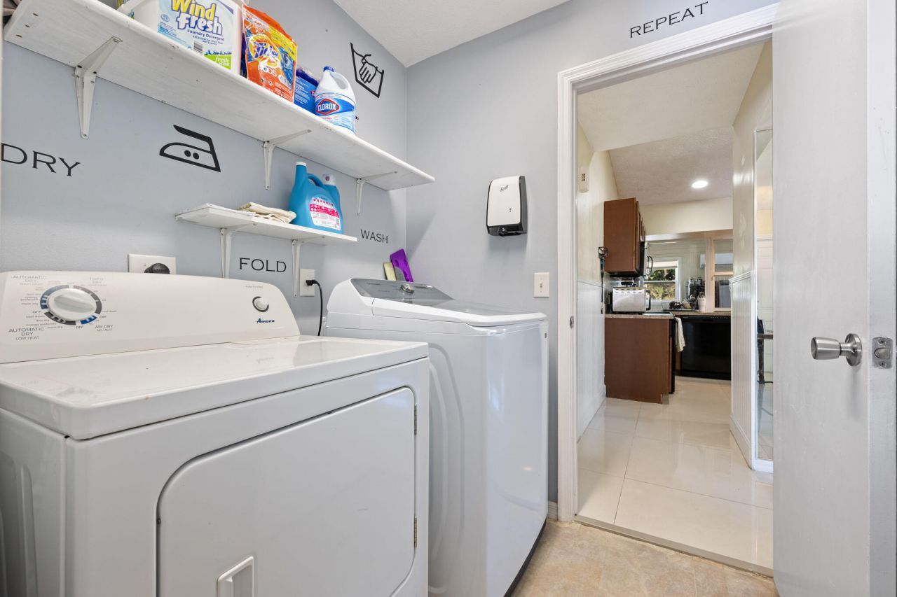 932 SE Damask Avenue, Port Saint Lucie, FL 34983 Photo