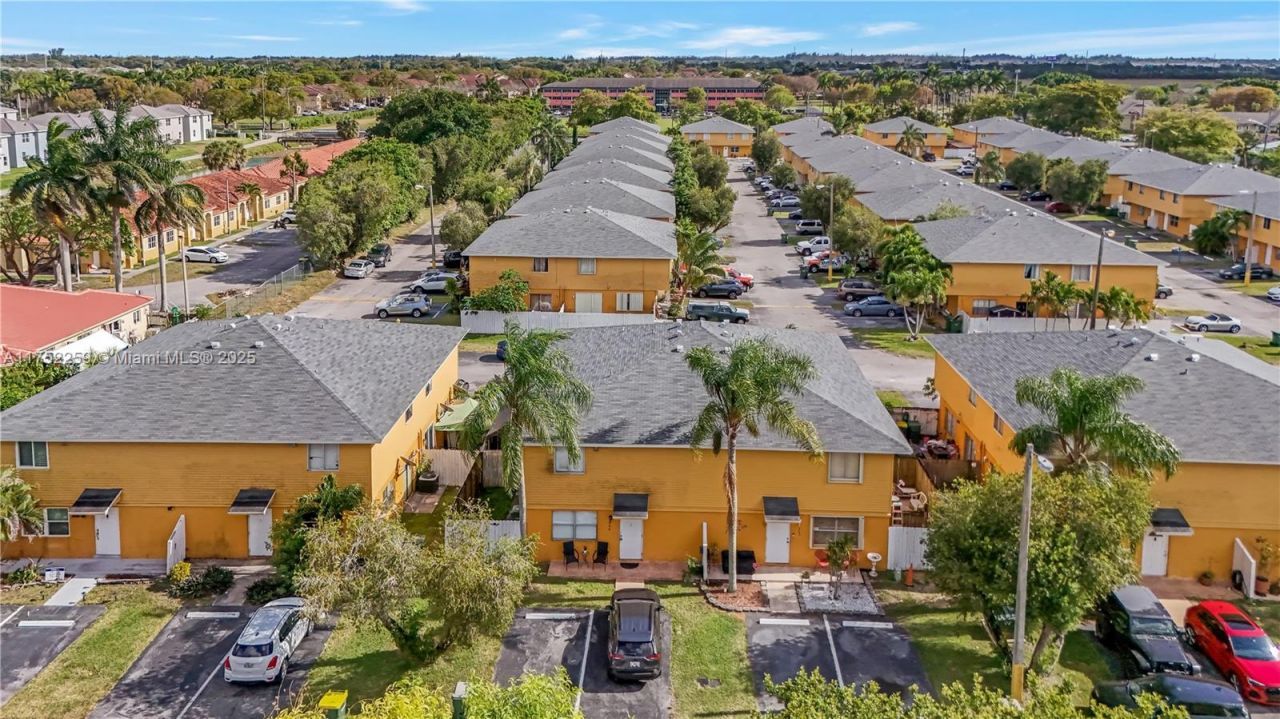 265 NE 12th Ave, Unit 265, Homestead, FL 33030 Photo