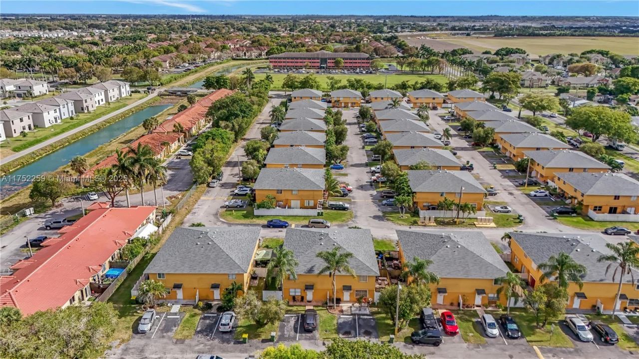 265 NE 12th Ave, Unit 265, Homestead, FL 33030 Photo