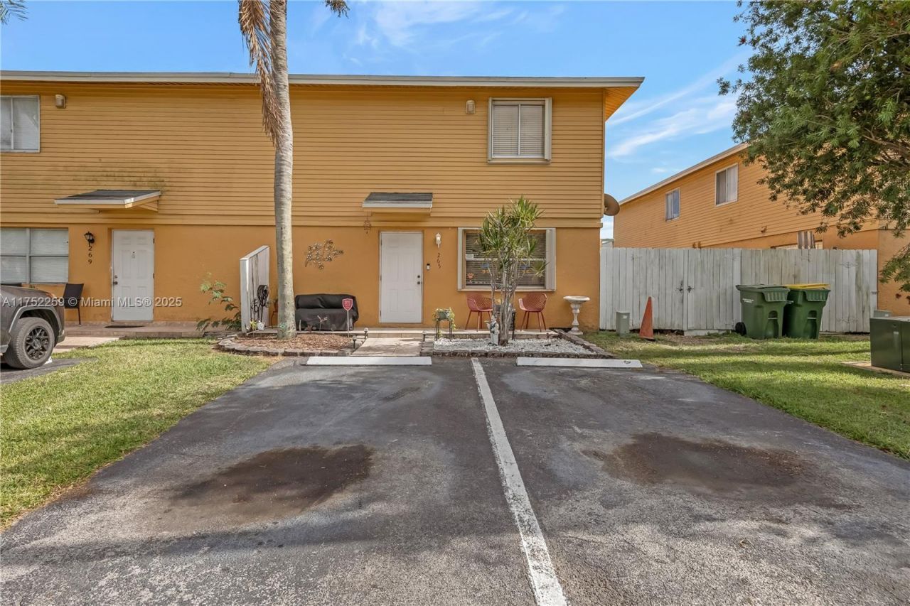 265 NE 12th Ave, Unit 265, Homestead, FL 33030 Photo