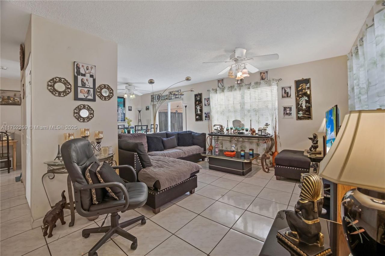 265 NE 12th Ave, Unit 265, Homestead, FL 33030 Photo