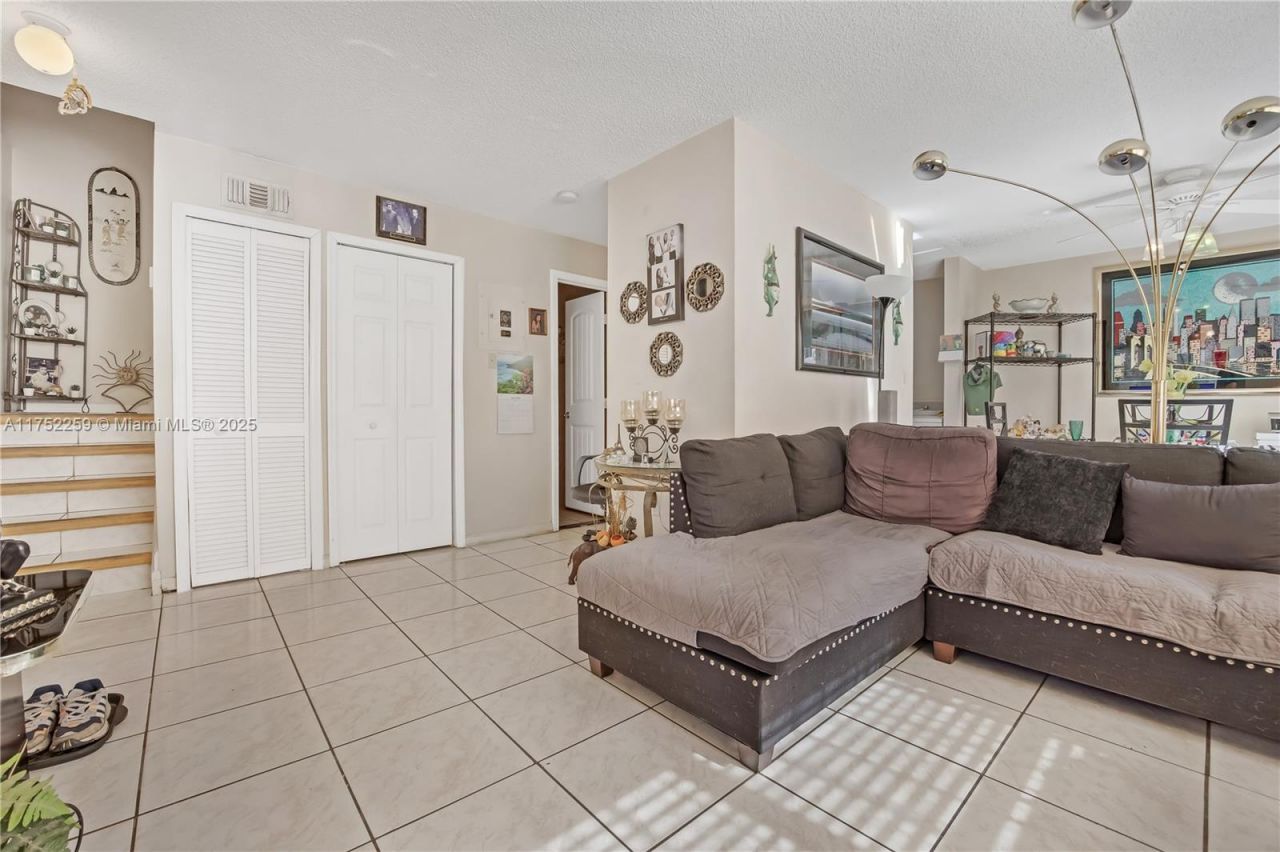 265 NE 12th Ave, Unit 265, Homestead, FL 33030 Photo
