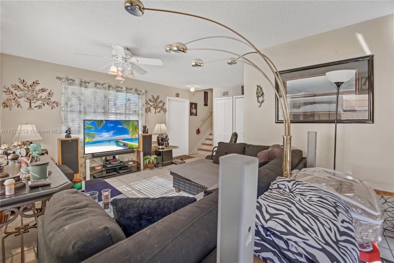 265 NE 12th Ave, Unit 265, Homestead, FL 33030 Photo