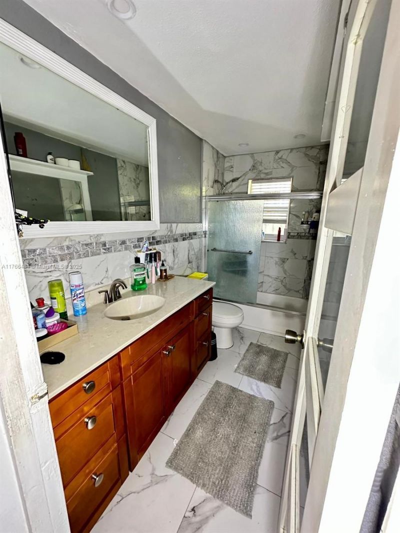 2941 NW 173rd Ter, Miami Gardens, FL 33056 Photo