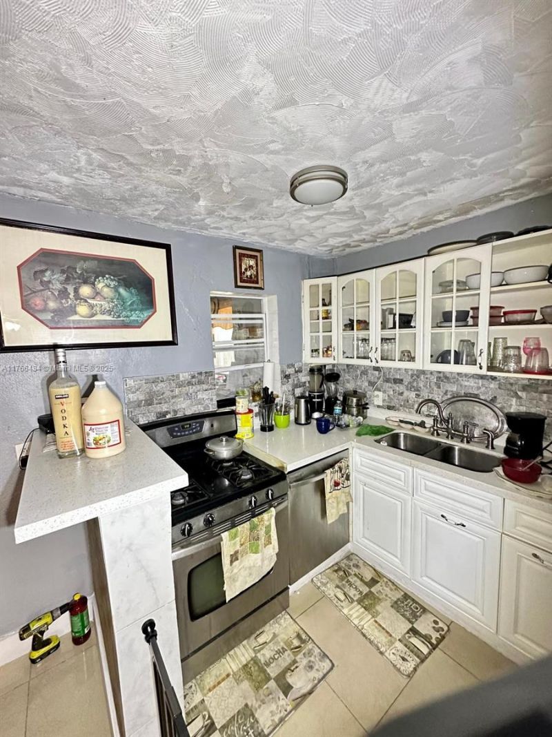 2941 NW 173rd Ter, Miami Gardens, FL 33056 Photo