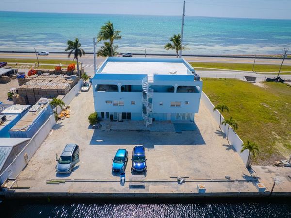74560 Overseas Hwy, Islamorada, FL 33036