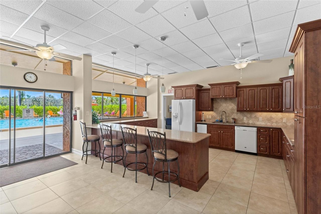 3230 Southshore Drive, Unit 36B, Punta Gorda, FL 33955 Photo