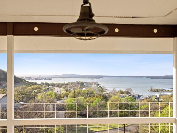 200 Kings Way, Cottonwood Shores, TX 78657