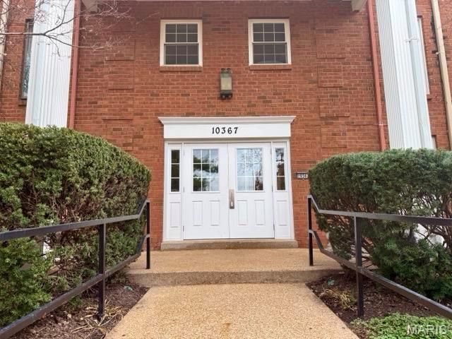 10367 Oxford Hill Drive, Unit 26, Saint Louis, MO 63146 Main Photo