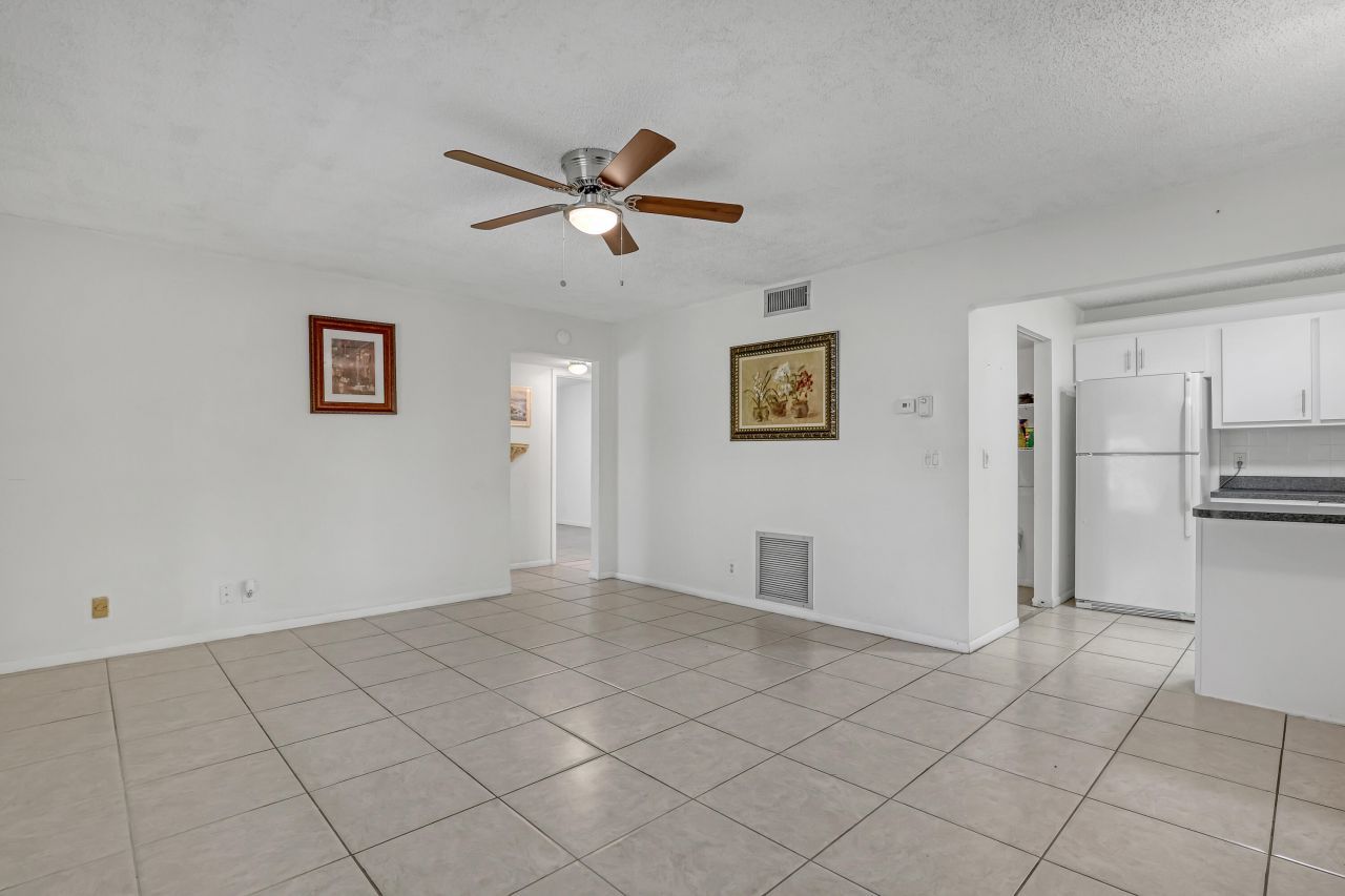 436 Pine Glen Lane, Unit C-2, Greenacres, FL 33463 Photo