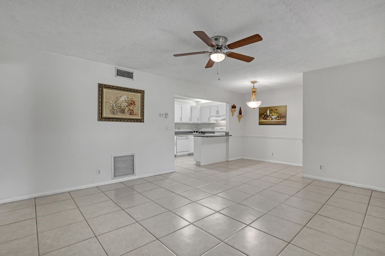 436 Pine Glen Lane, Unit C-2, Greenacres, FL 33463 Photo