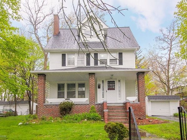 1462 Parkhill Road, Cleveland Heights, OH 44121