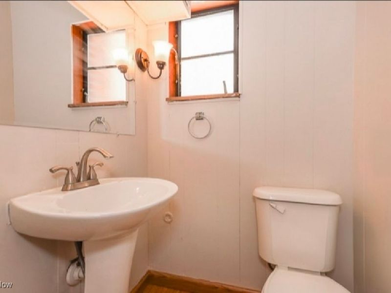 144 E 208th Street, Euclid, OH 44123 Photo 15