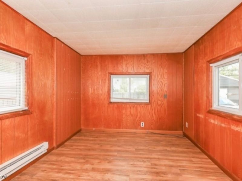 144 E 208th Street, Euclid, OH 44123 Photo 9