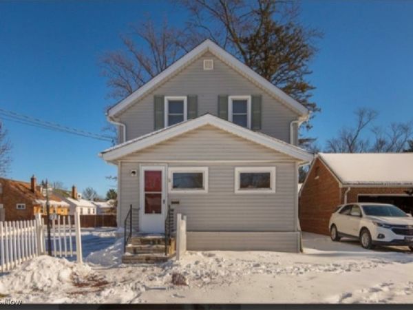 733 High Street, Bedford, OH 44146