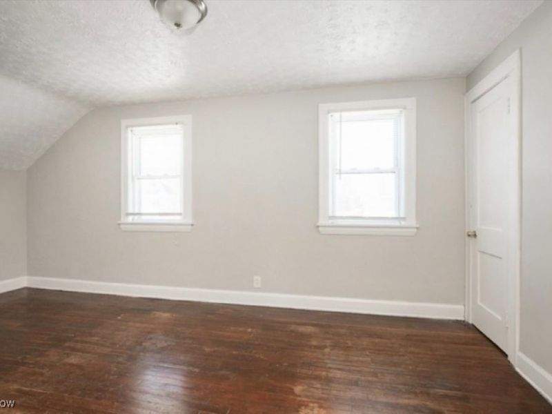 733 High Street, Bedford, OH 44146 Photo 10