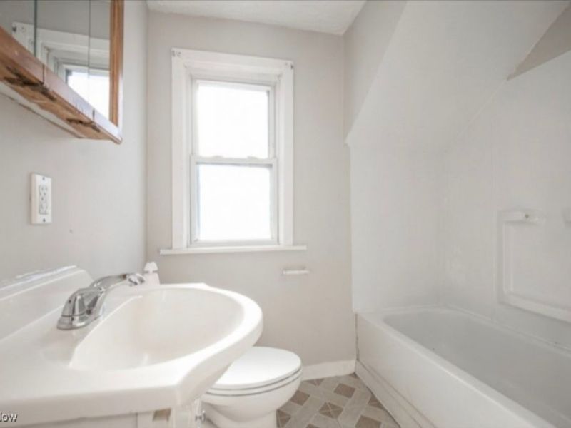 733 High Street, Bedford, OH 44146 Photo 11