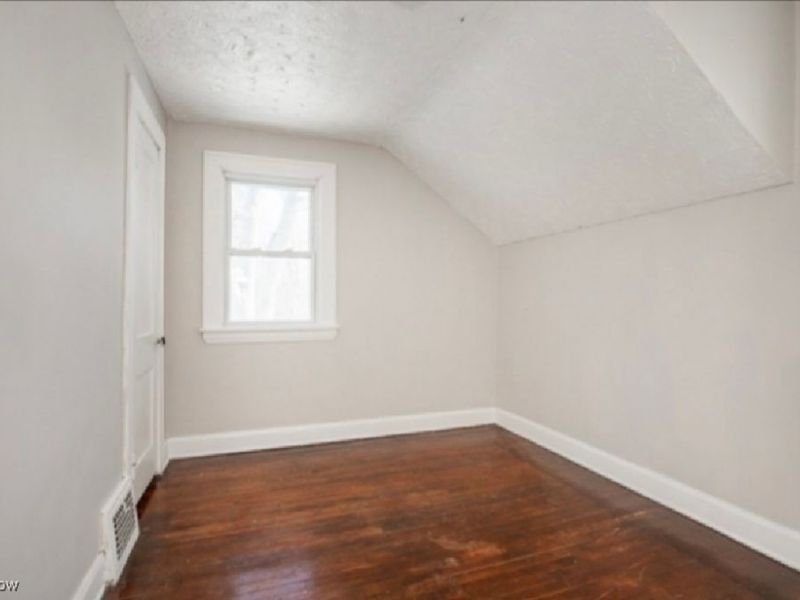 733 High Street, Bedford, OH 44146 Photo 8