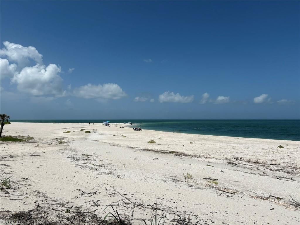 484 Gulf Bend Dr, Captiva, FL 33924 Photo