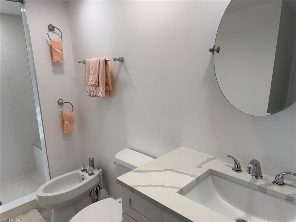 484 Gulf Bend Dr, Captiva, FL 33924 Photo